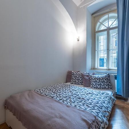 Spacious 3 Bedroom Apartment In The Heart Of Прага Екстер'єр фото